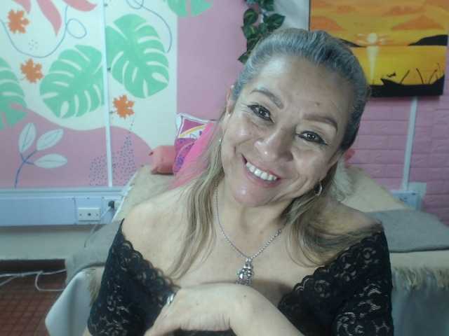 valeria-sexy