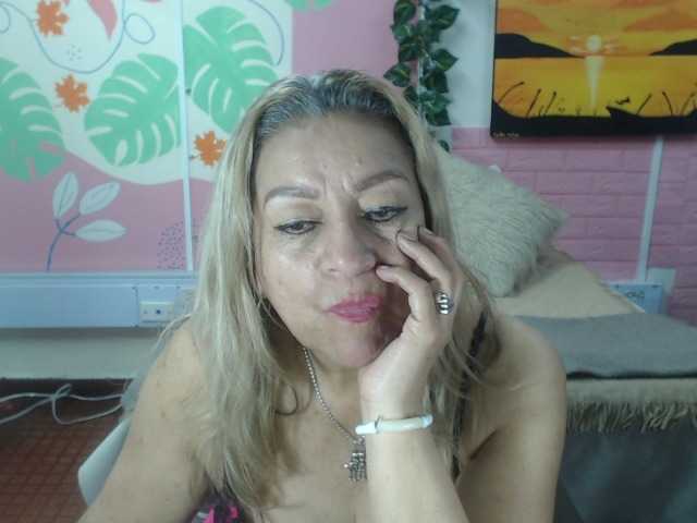 valeria-sexy