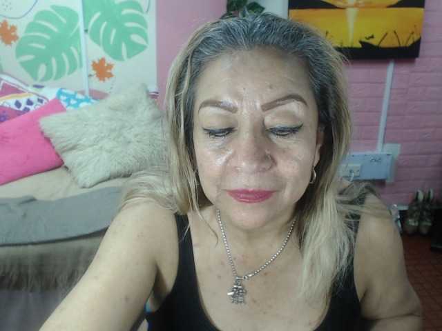 valeria-sexy