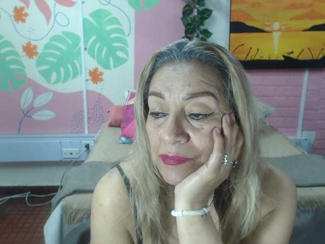 valeria-sexy