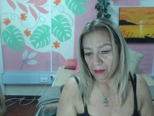 valeria-sexy