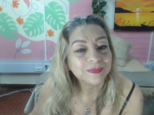 valeria-sexy