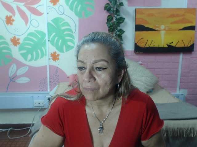 valeria-sexy