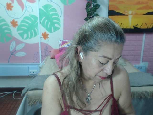 valeria-sexy