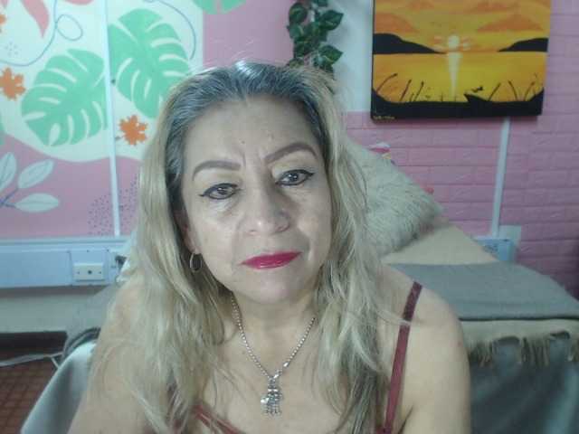 valeria-sexy