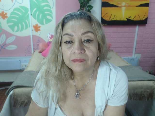 valeria-sexy