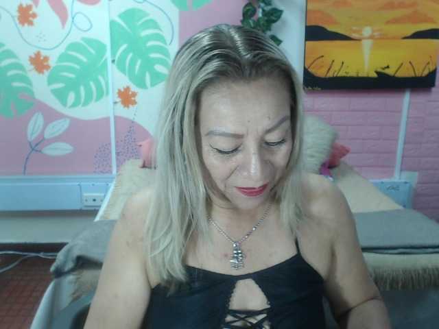 valeria-sexy