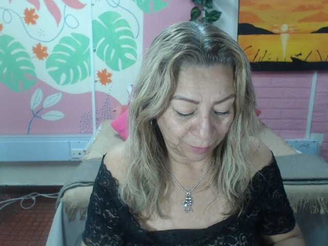 valeria-sexy