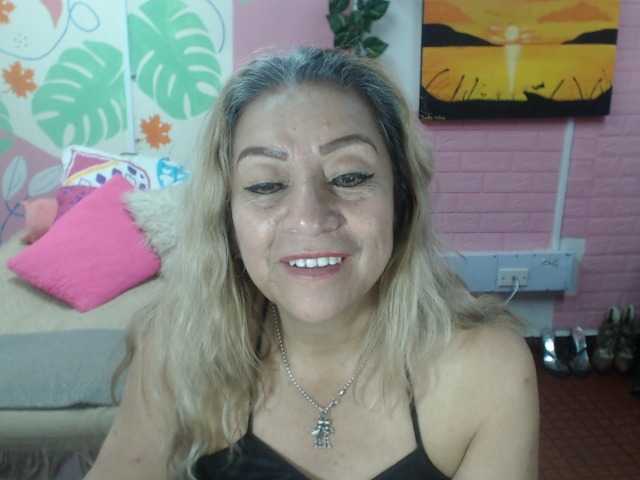valeria-sexy