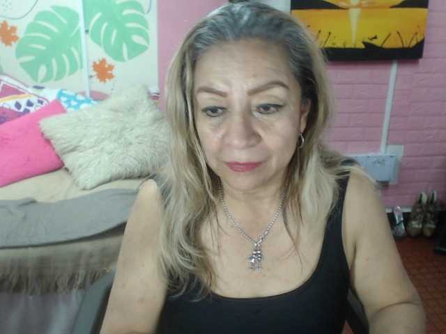 valeria-sexy