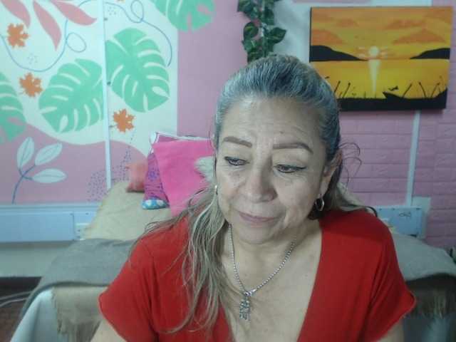 valeria-sexy live cam on BongaCams