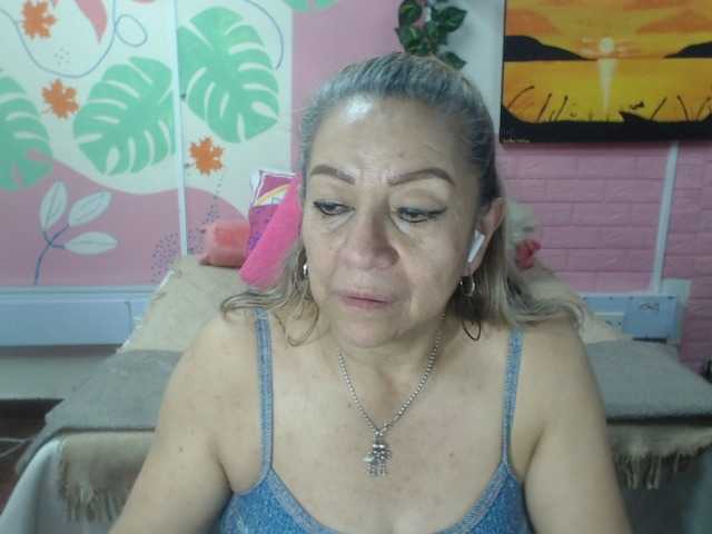 valeria-sexy