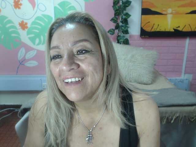 valeria-sexy