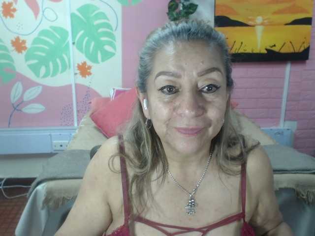 valeria-sexy