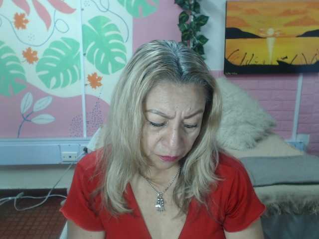 valeria-sexy