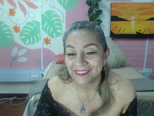 valeria-sexy