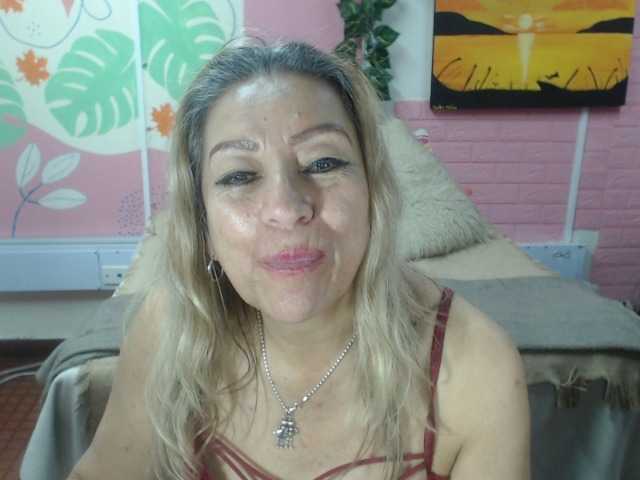 valeria-sexy
