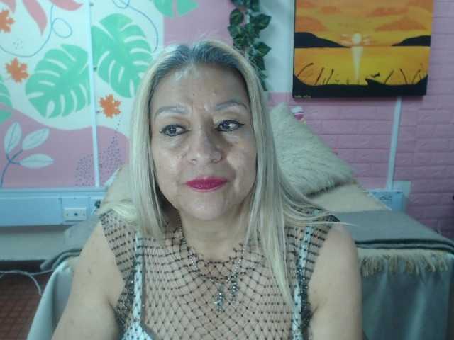 valeria-sexy