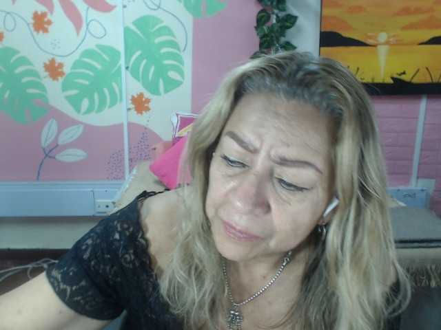 valeria-sexy