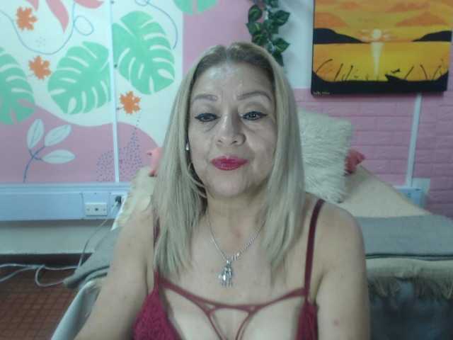 valeria-sexy