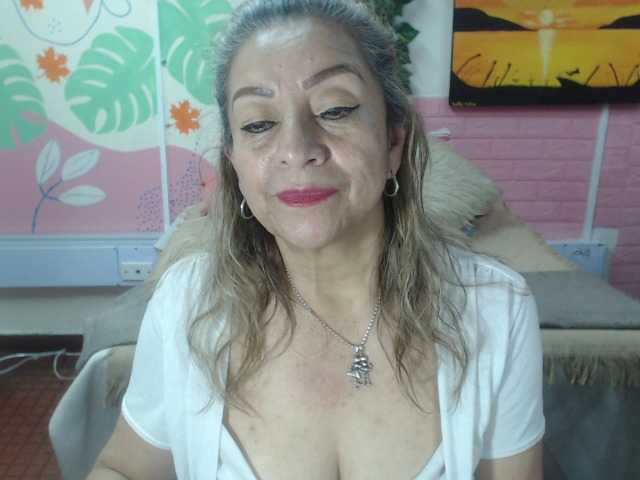 valeria-sexy