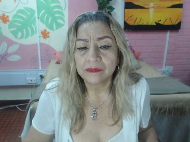 valeria-sexy