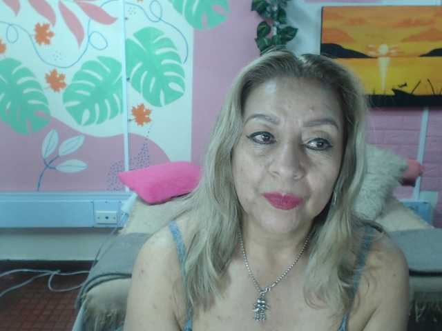 valeria-sexy