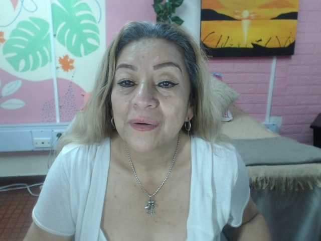 valeria-sexy