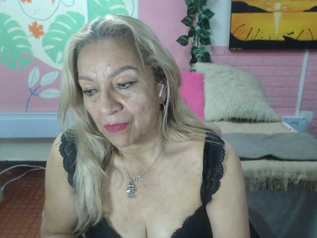 valeria-sexy