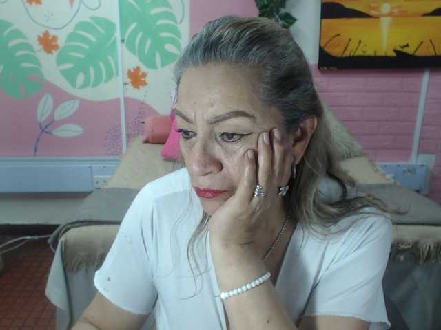 valeria-sexy