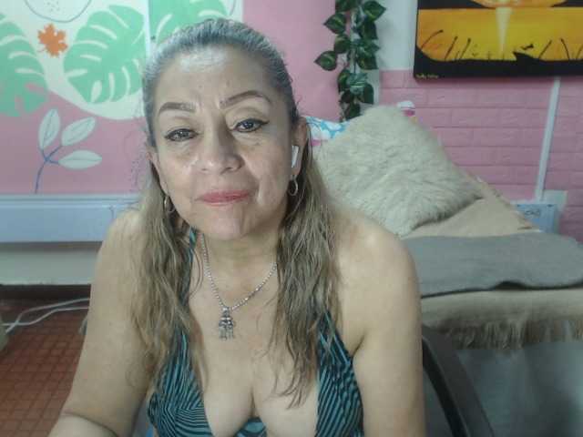 valeria-sexy