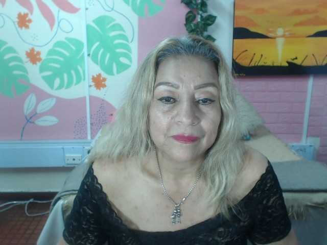 valeria-sexy