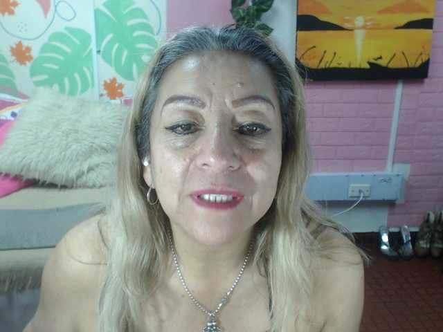 valeria-sexy