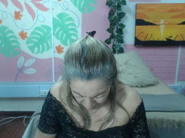 valeria-sexy
