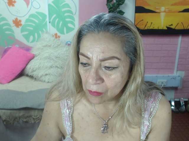 valeria-sexy