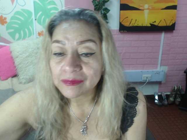valeria-sexy