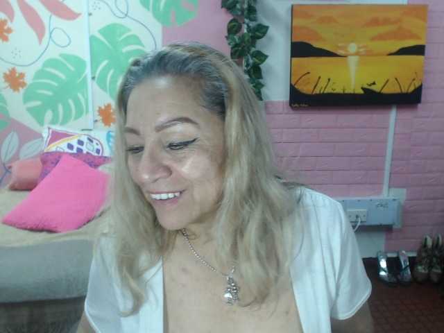 valeria-sexy