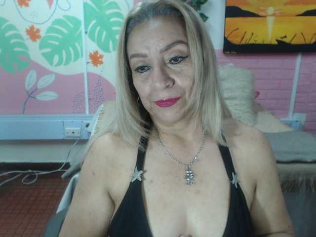 valeria-sexy
