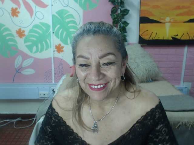 valeria-sexy