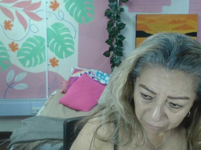 valeria-sexy
