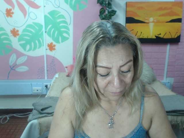valeria-sexy