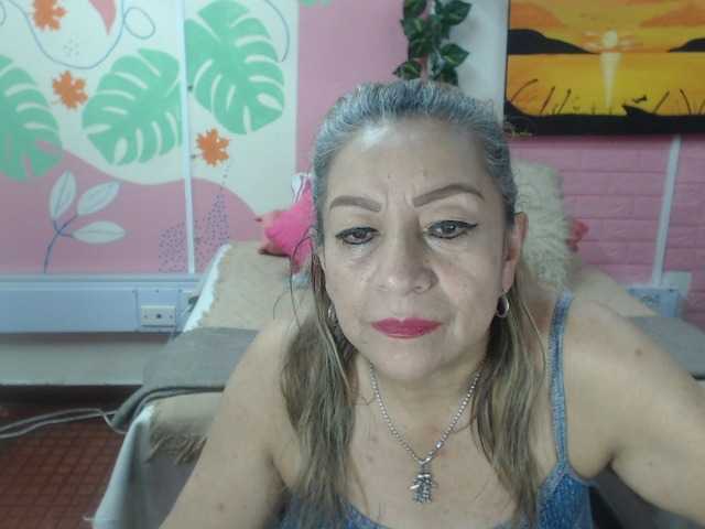 valeria-sexy live cam preview