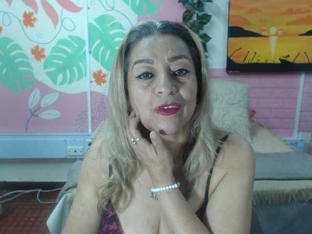 valeria-sexy live cam preview