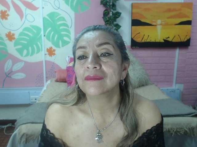 valeria-sexy