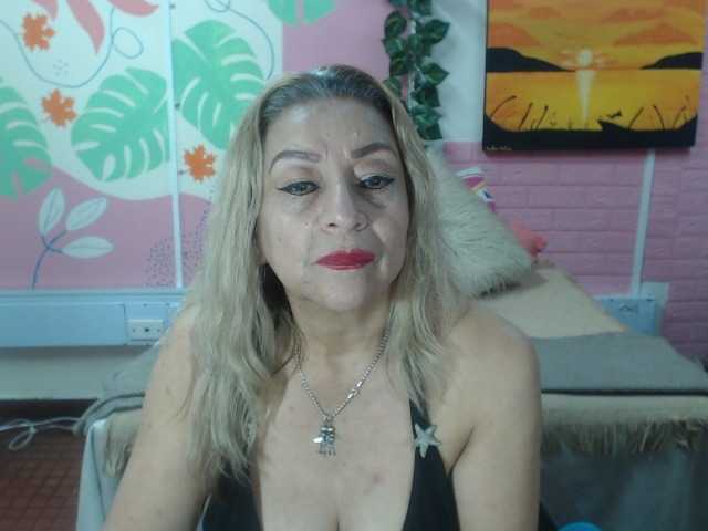 valeria-sexy