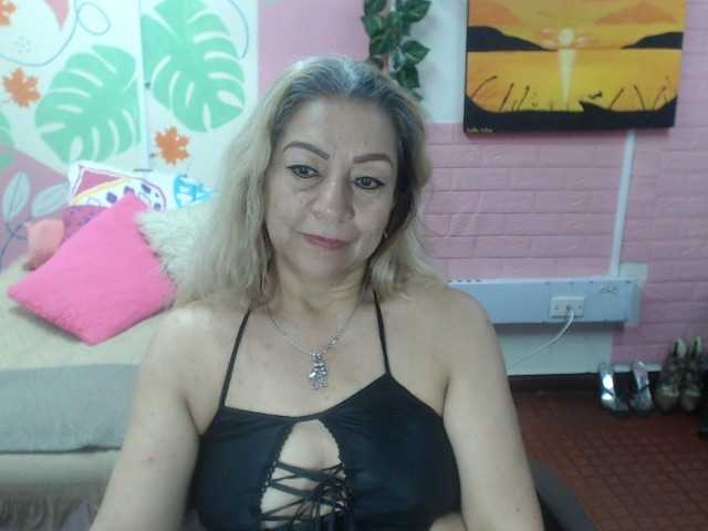 valeria-sexy