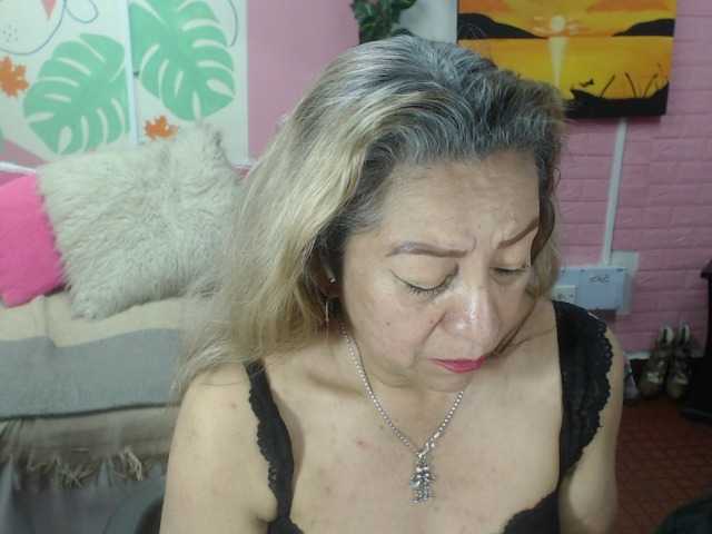 valeria-sexy webcam bongacams model stream image