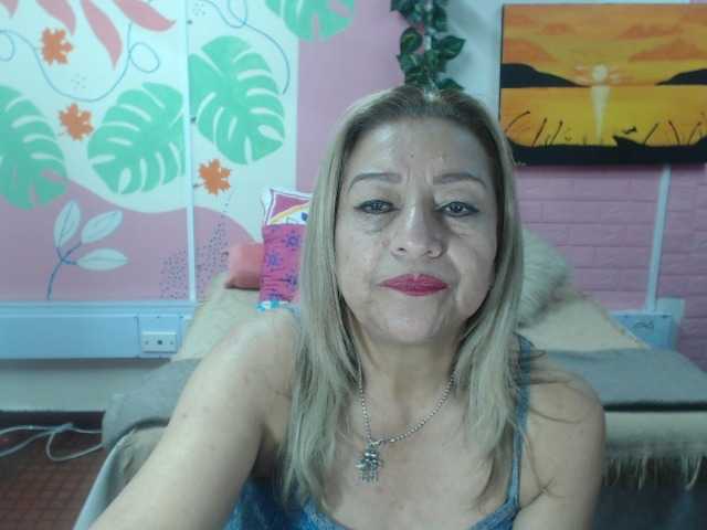 valeria-sexy