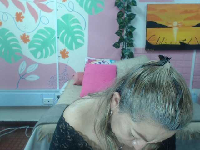 valeria-sexy