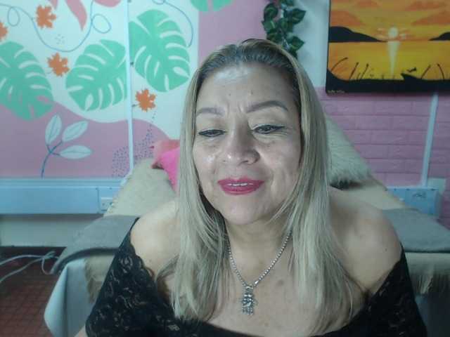 valeria-sexy